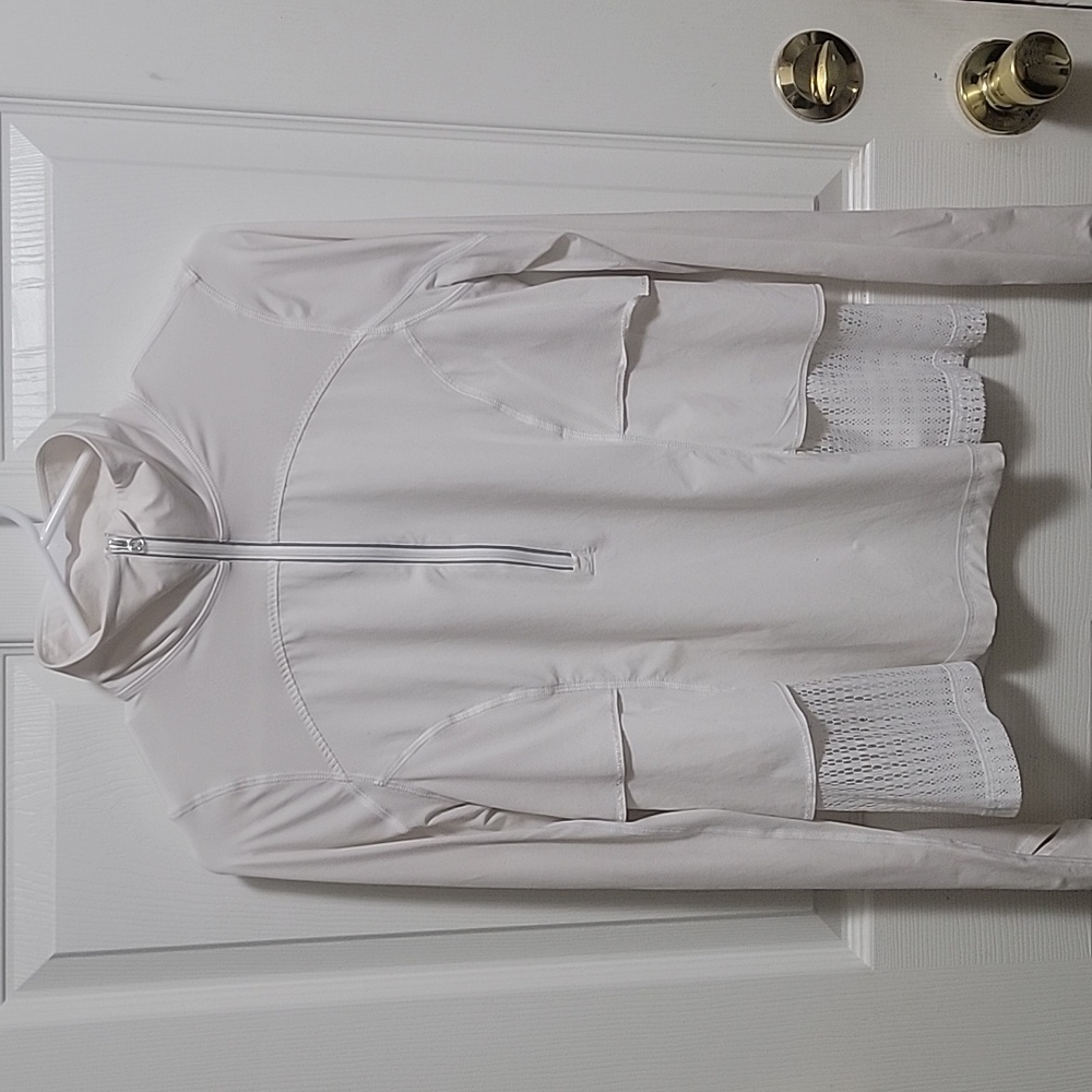 Lululemon white light weight jacket